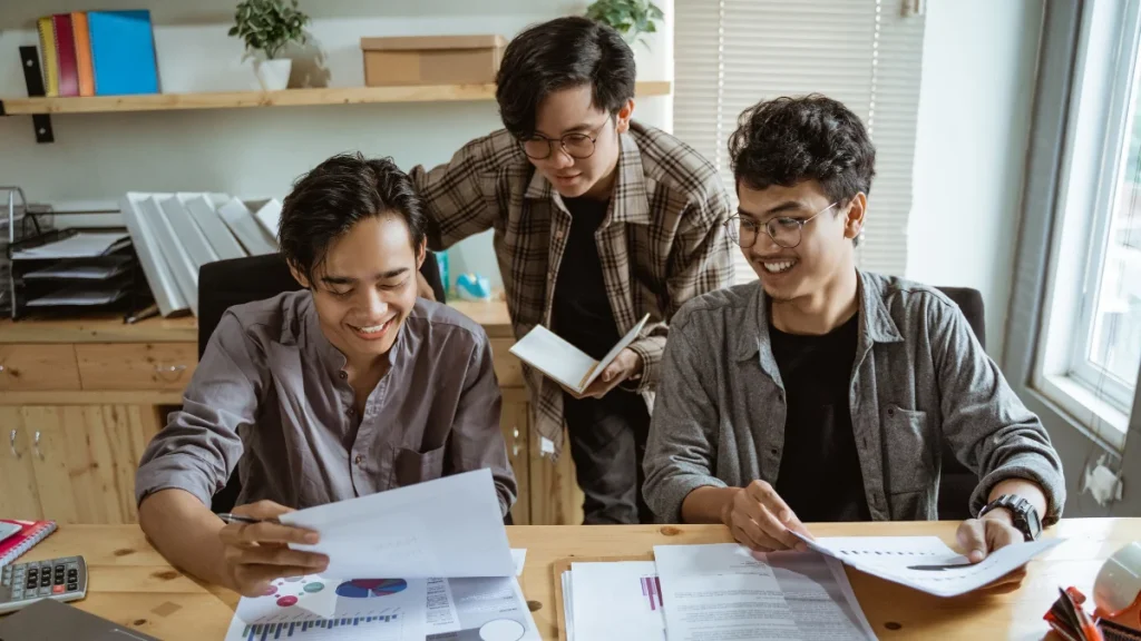 Usaha Sampingan PNS Yang Wajib Dicoba 6 Jasa Desain Grafis